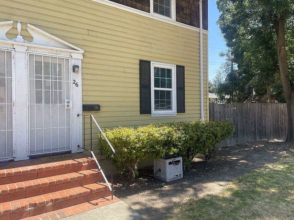 1st image of 26 Werden St