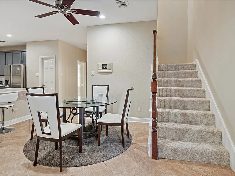 8812 Bluffcreek Ln — Photo 7