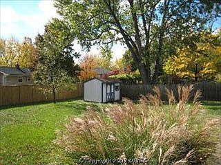 2nd image of 725 Broadmoor Dr