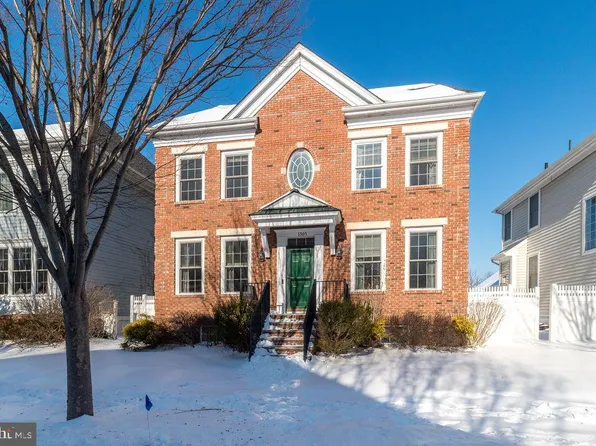 1305 Park St, Robbinsville, NJ 08691