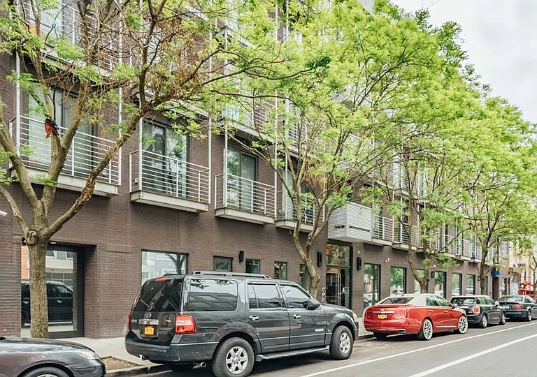 146 Meserole St #5D — Photo 34