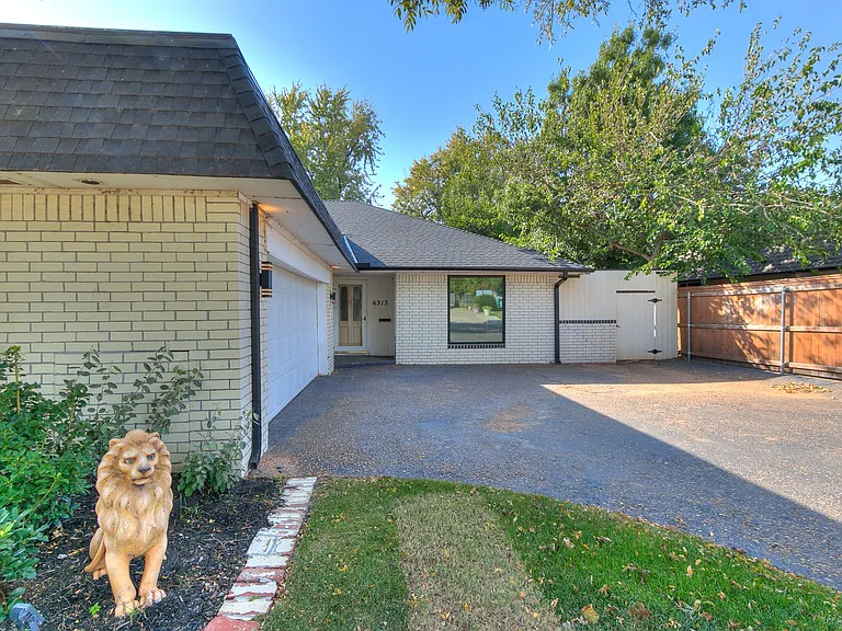 6313 Avalon Ln — Photo 7