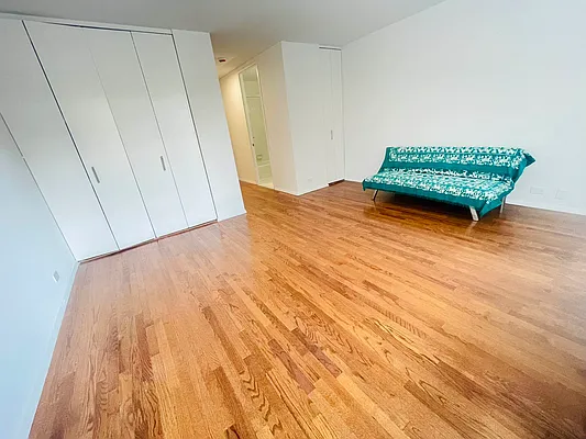 Rented by Oxford Property Group | media 3
