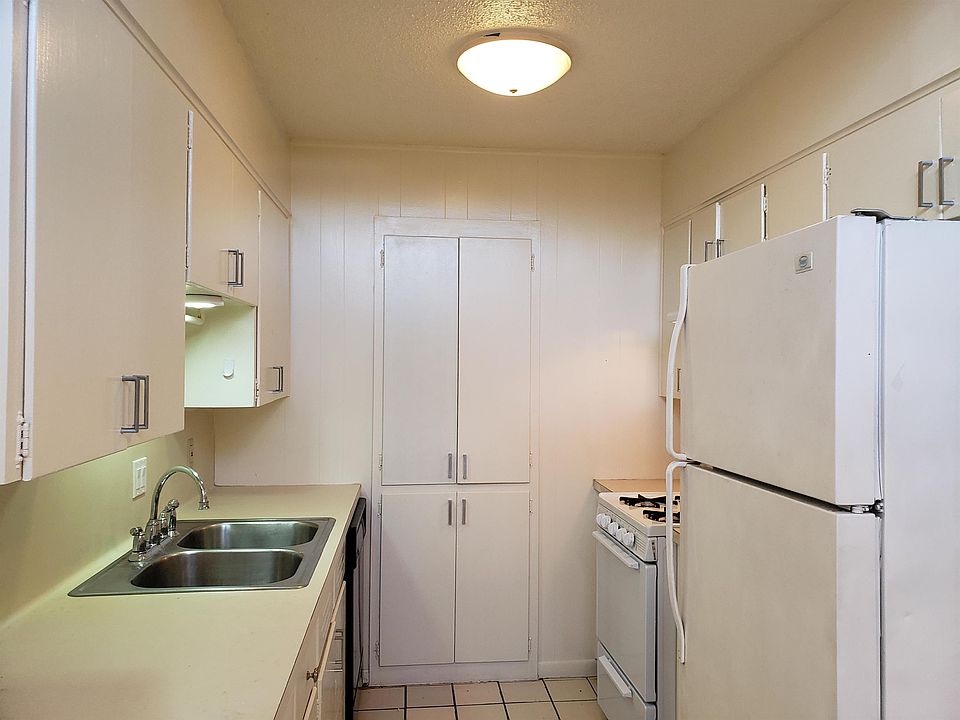 2nd image of 8400 Whittman Cv Unit B