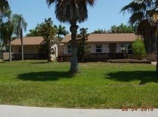808 94th Ave N, Naples, FL 34108