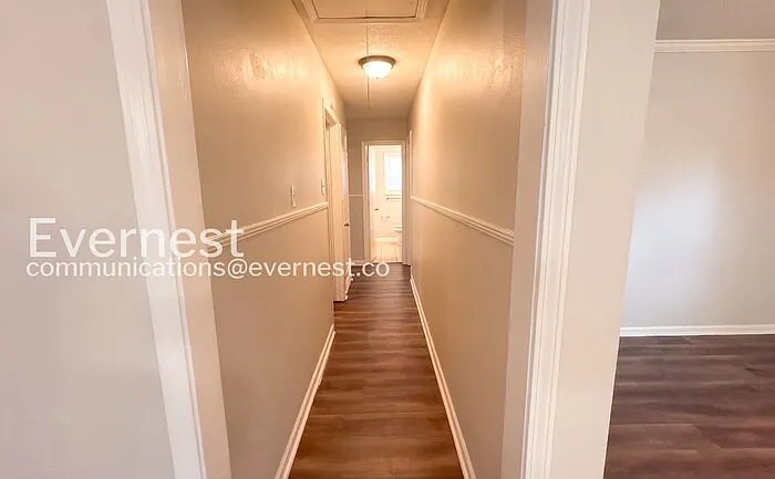 8250 Chesterfield Dr — Photo 11