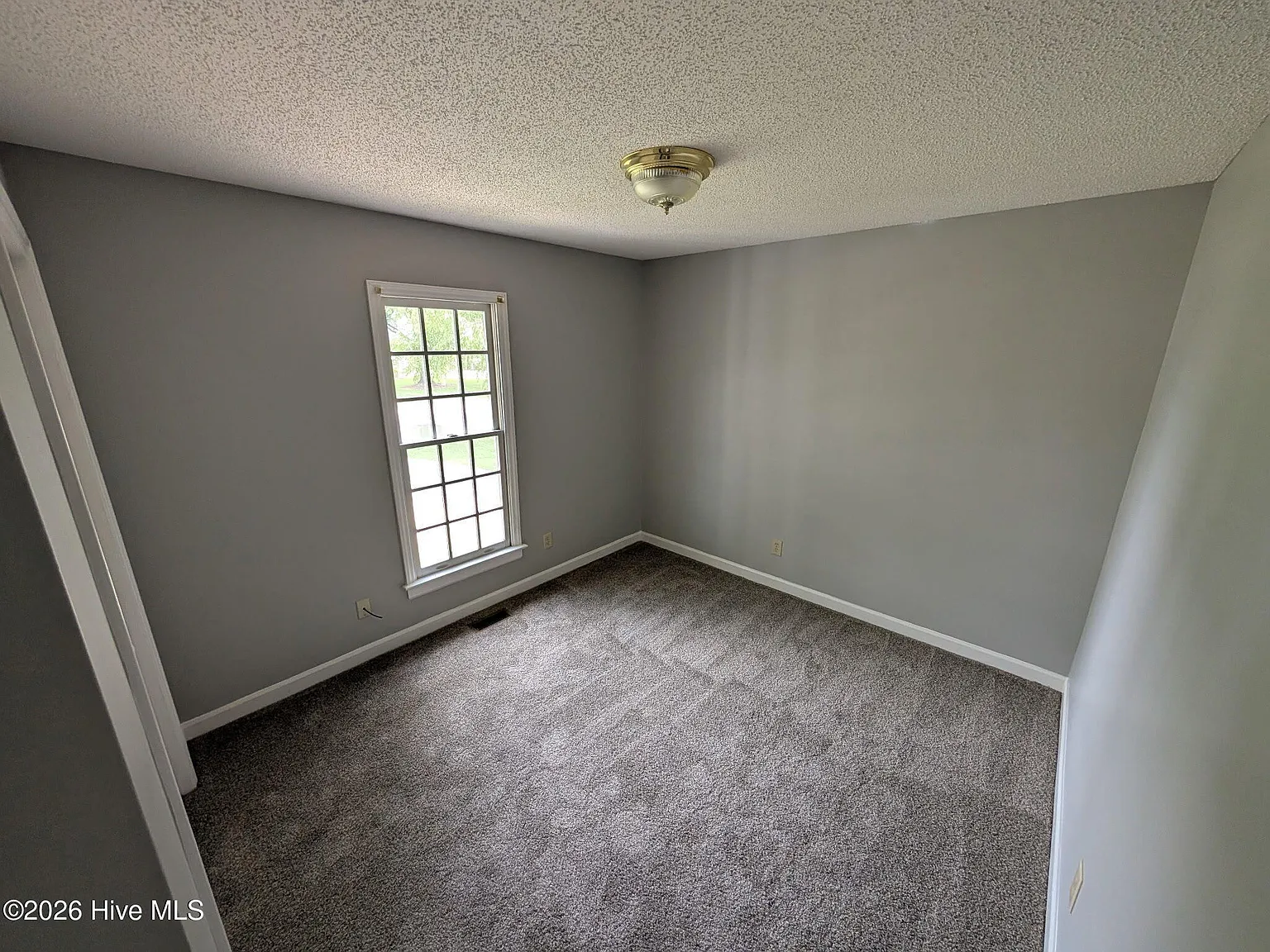 3 bed, 2.0 bath, $1,500 — Photo 3