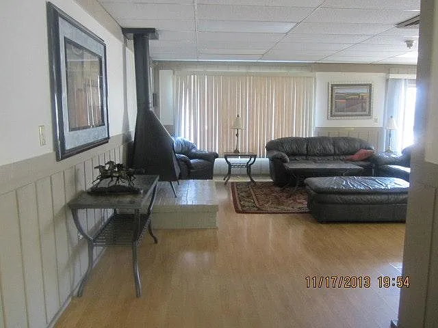 9S201 Lake Dr #2 — Photo 27