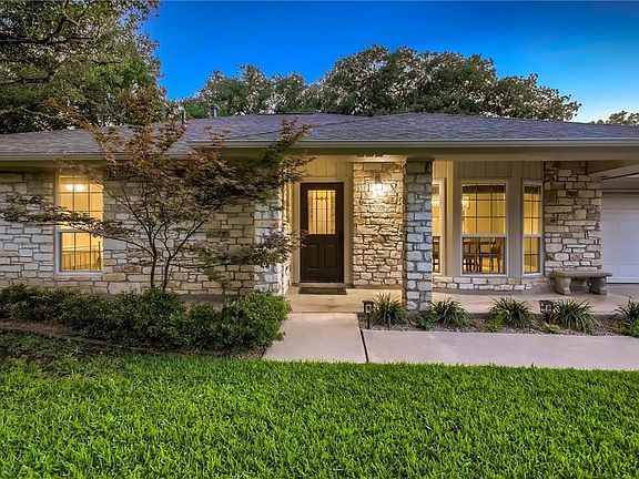 4th image of 207 Oakwood Dr