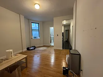 Rented by KNOCKKNOCK LLC