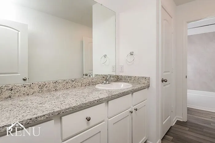 2954 Jackson Smt — Photo 18