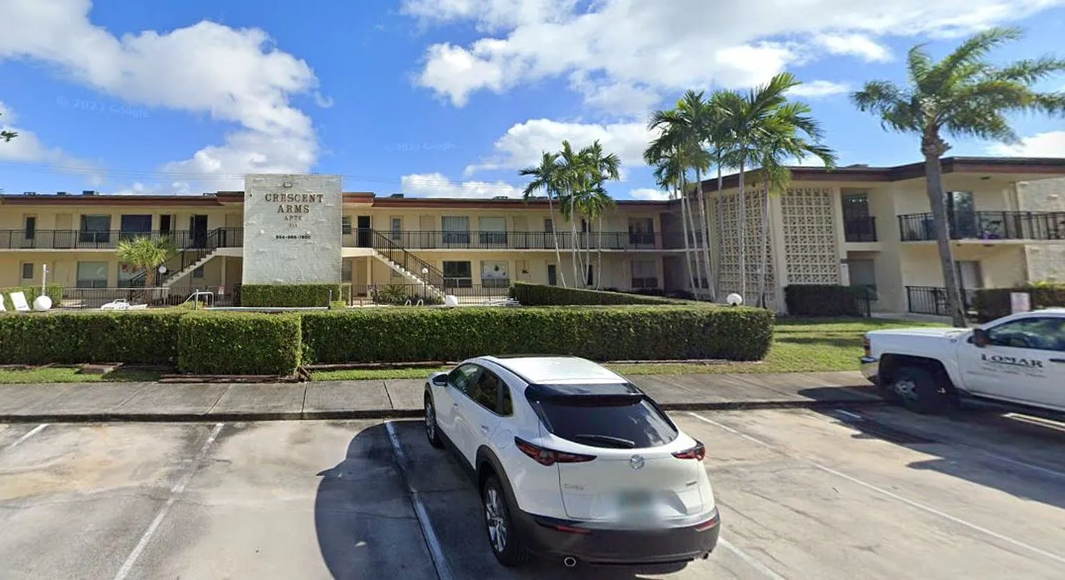 315 S Crescent Dr Hollywood, FL 33021 — Photo 2