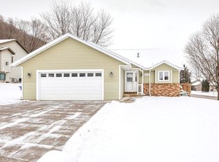 3606 Deerfield Pl, La Crosse, WI 54601