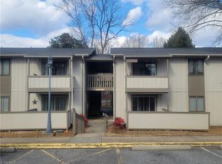 2250 Sunderland Rd APT 30B, Winston Salem, NC 27103