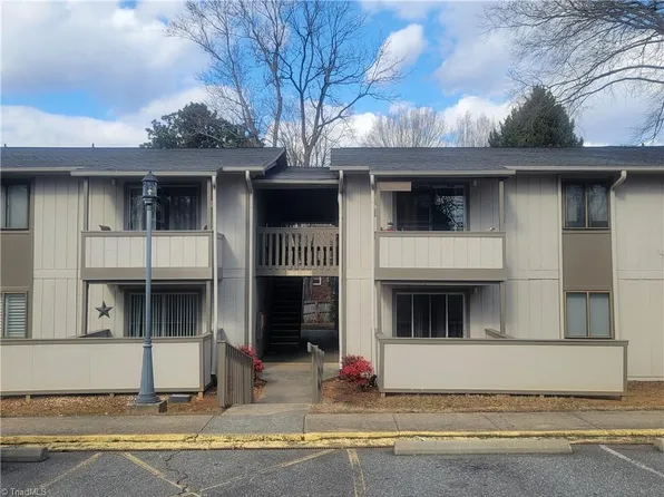 2250 Sunderland Rd APT 30B, Winston Salem, NC 27103