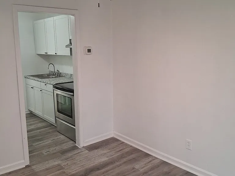 150 Villa Ct #150 — Photo 14