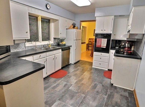 5th image of 1226 Meadowbrook Dr