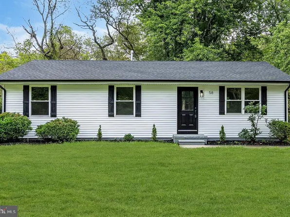 58 Wallace St, Pittsgrove, NJ 08318
