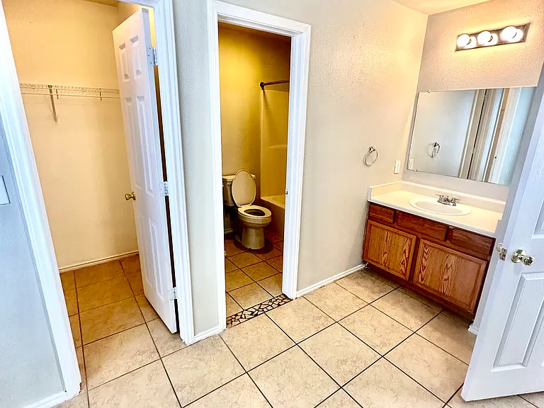 15315 Kamary Ln #15315 — Photo 7