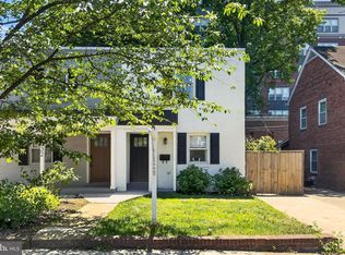 3234 9th St S, Arlington, VA 22204
