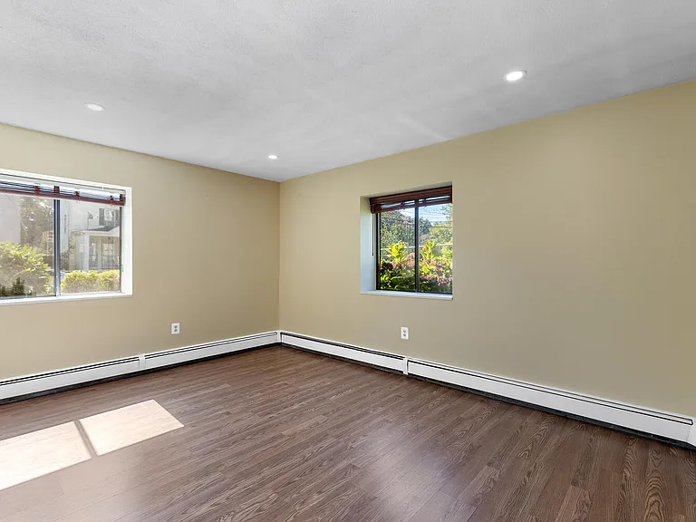 29 Harvard Ave #29 — Photo 14