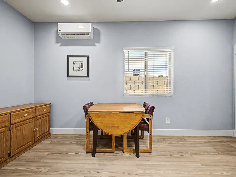 2430 E Butte St #101 — Photo 9