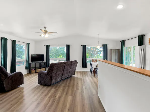 92-8839 Paradise Pkwy, Ocean View, HI 96704