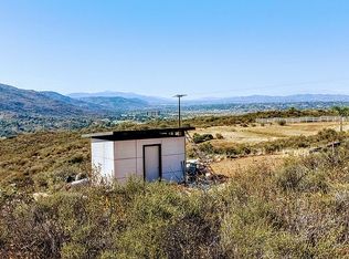 1 Magee Rd, Fallbrook, CA 92028