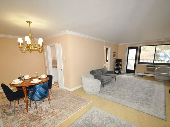 100 E Hartsdale Avenue #3PE, Hartsdale, NY 10530