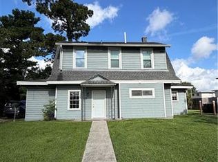 122 Athania Pkwy APT B, Metairie, LA 70001