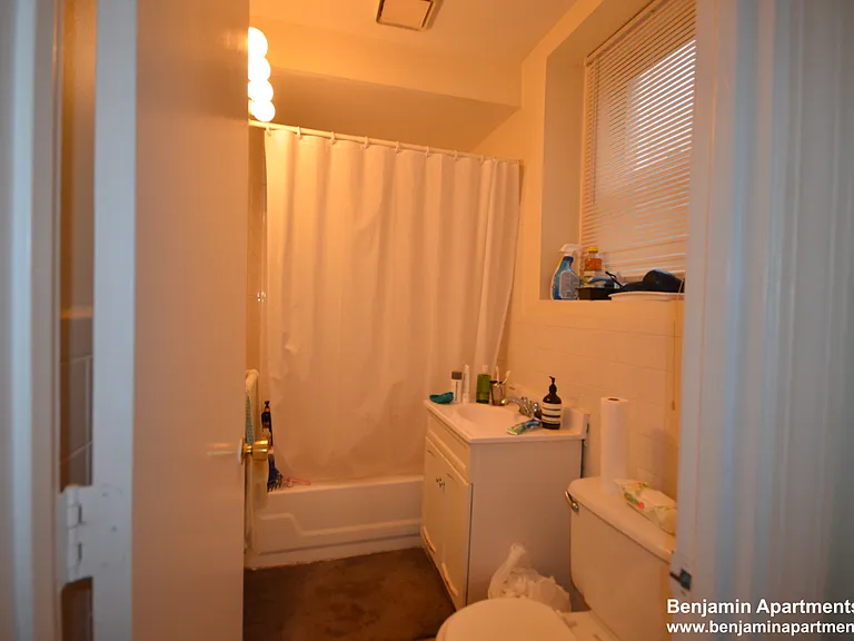 11 Barrows St #3 — Photo 5