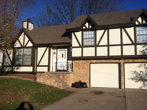 2nd image of 3435 Tudor Dr