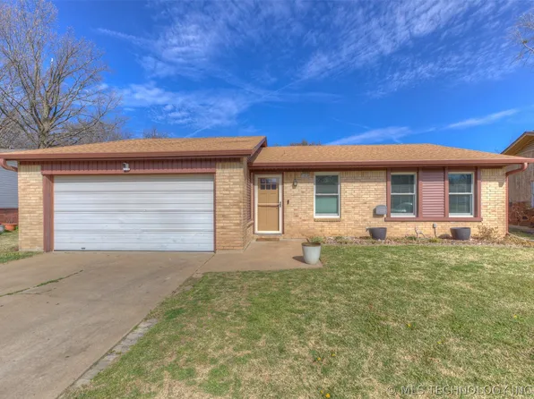 1020 W Washington Pl S, Broken Arrow, OK 74012