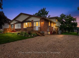 6 Bayley St, Lambton Shores, ON N0N 1J0