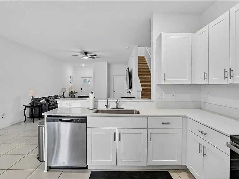 36139 Risa Michele St — Photo 11