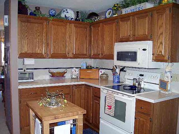 3rd image of 206 Dogwood Ct