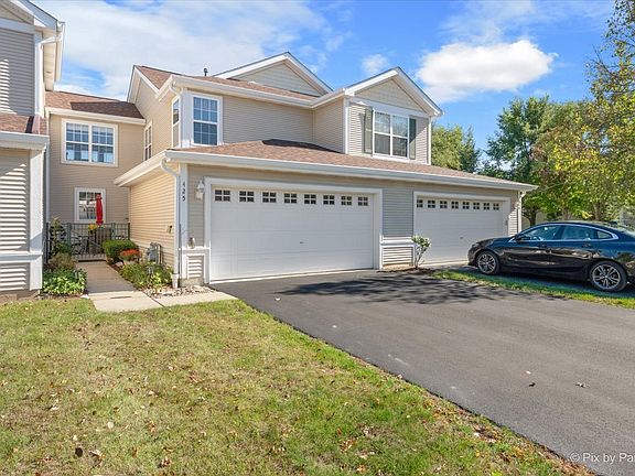 5th image of 425 N Carlisle Ct