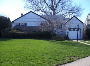 1080 Milburn Rd, Valley Stream, NY 11580