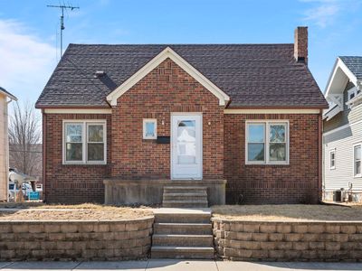321 1st Ave W, Dyersville, IA, 52040