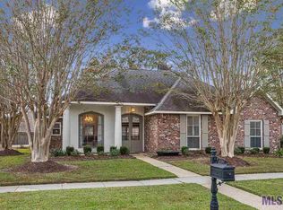 3234 White Shadows Dr, Baton Rouge, LA 70816