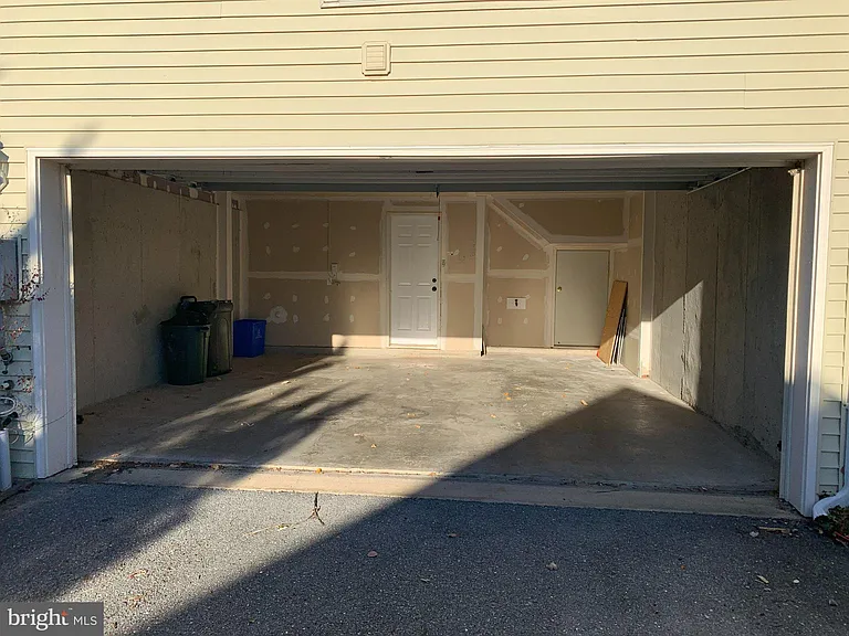 12956 Clarksburg Square Rd — Photo 16