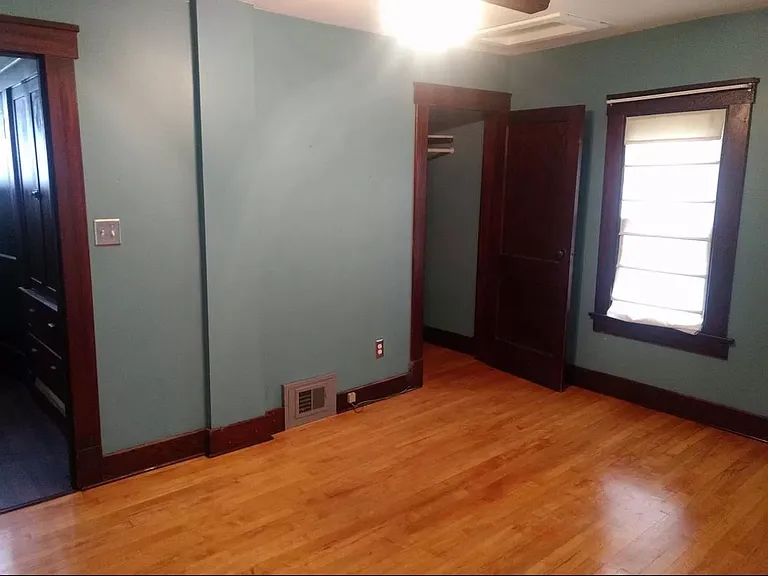 1103 Avon St — Photo 10