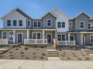 2002 S Haleyville Way, Aurora, CO 80018