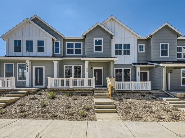 2002 S Haleyville Way, Aurora, CO 80018