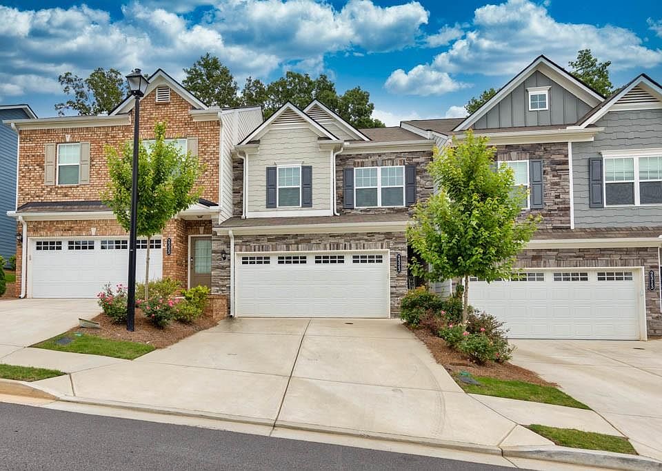 1st image of 2323 Buford Town Dr