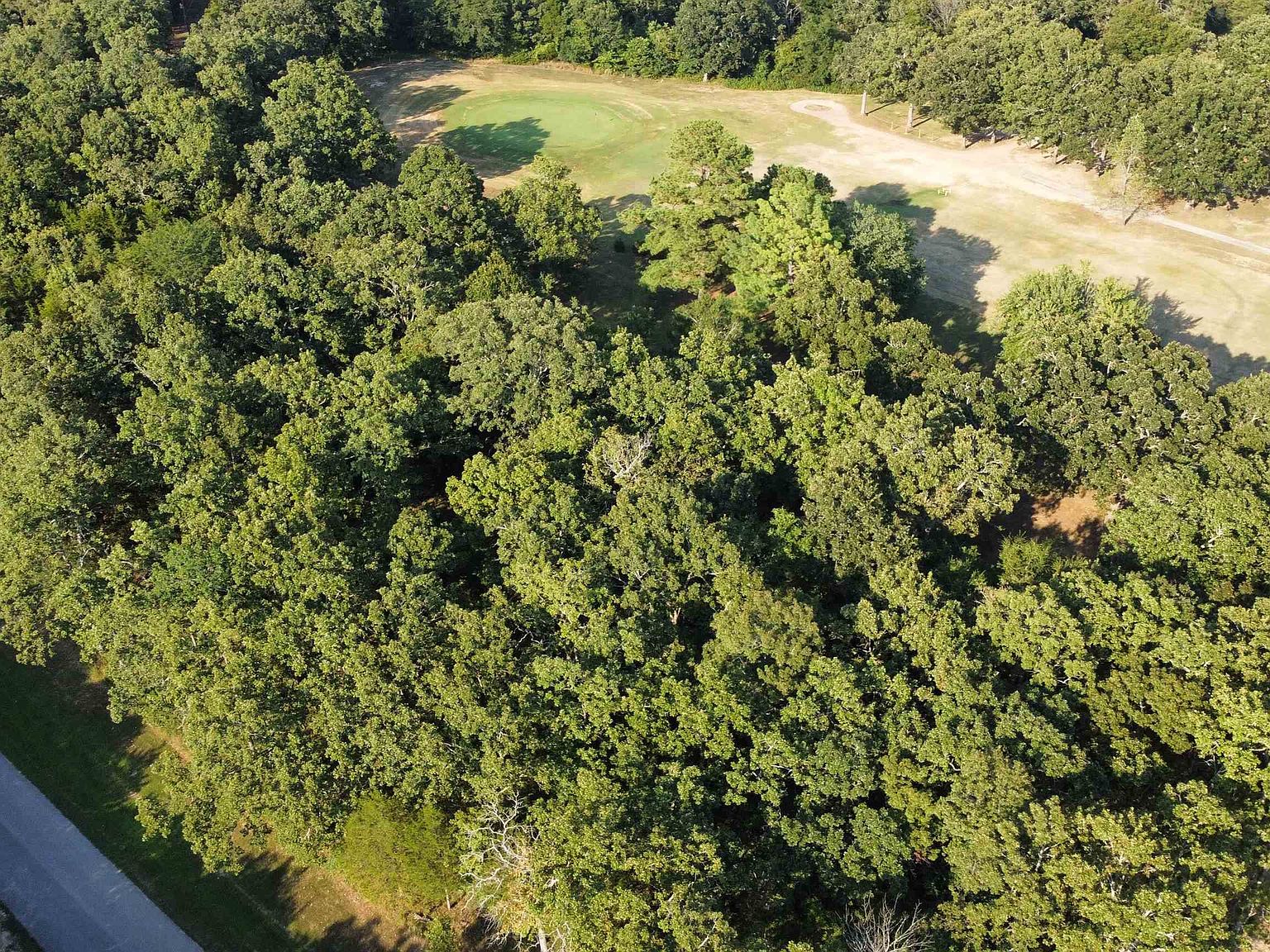325 W Green Valley Dr