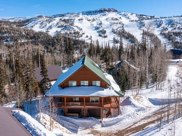 232 W Ridge View St, Brian Head, UT 84719