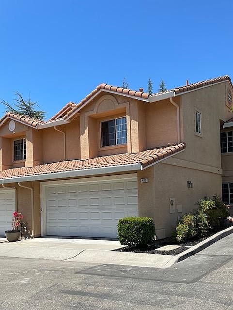 1st image of 110 Monterey Ln