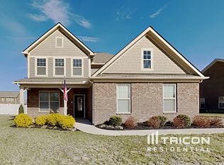745 Sapphire Dr, Murfreesboro, TN 37128