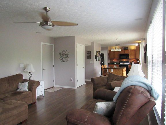5th image of 8304 Parori Ln